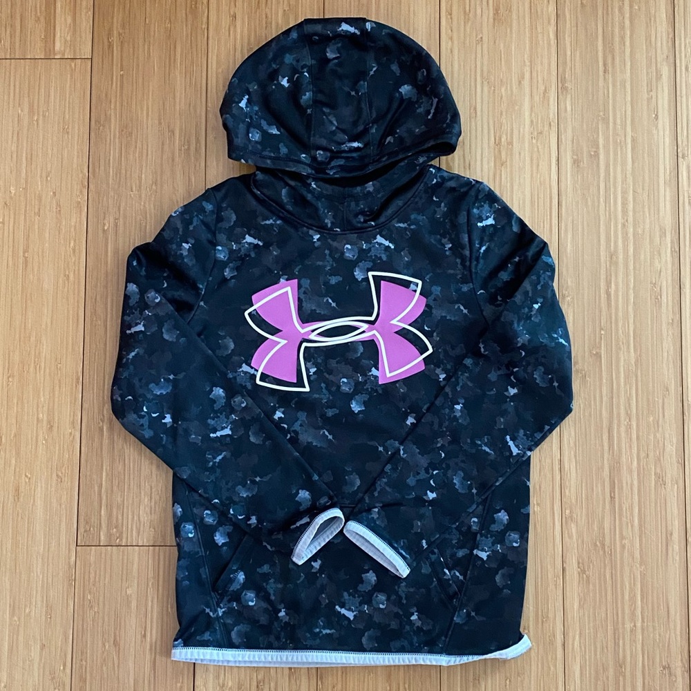Girls under Armour hoodie